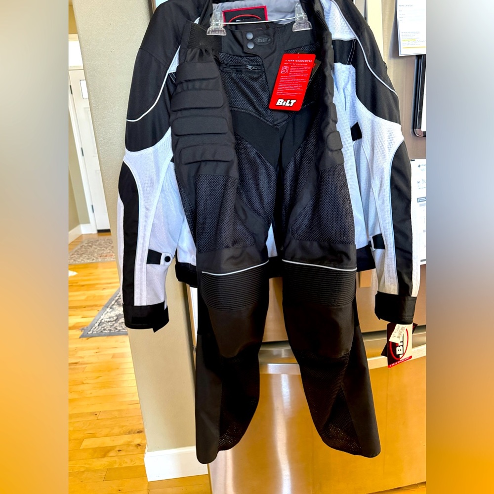 Bilt Techno Mesh motorcycle pants NWT 30